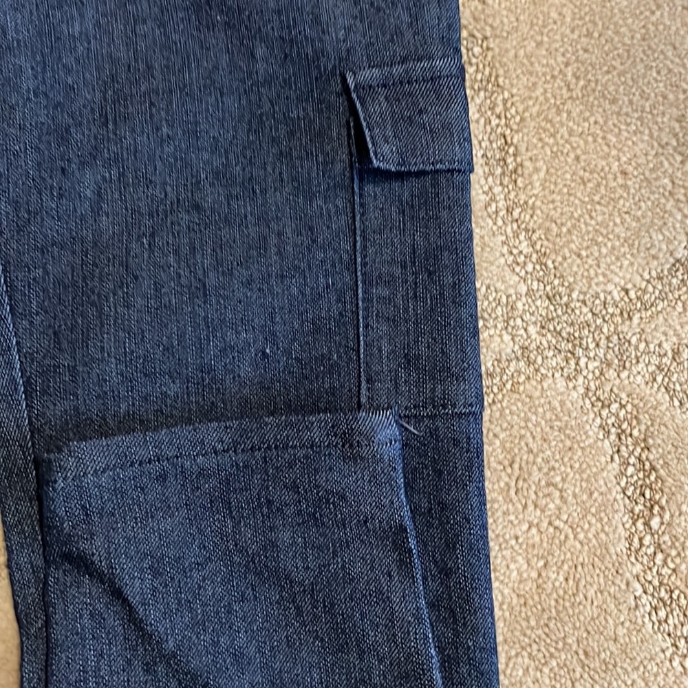 Jeans - Picture 2 of 10